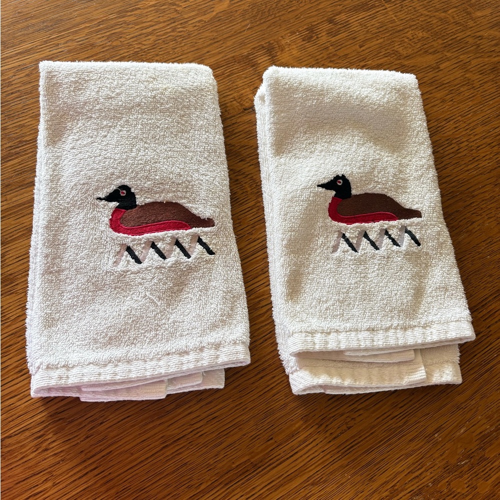 Embroidered Bird Hand Towels